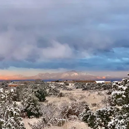 Sanctuary With Views At Every Turn Santa Fe