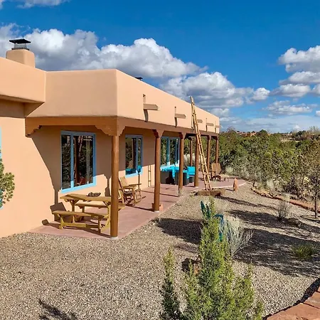 Sanctuary With Views At Every Turn Holiday home Santa Fe